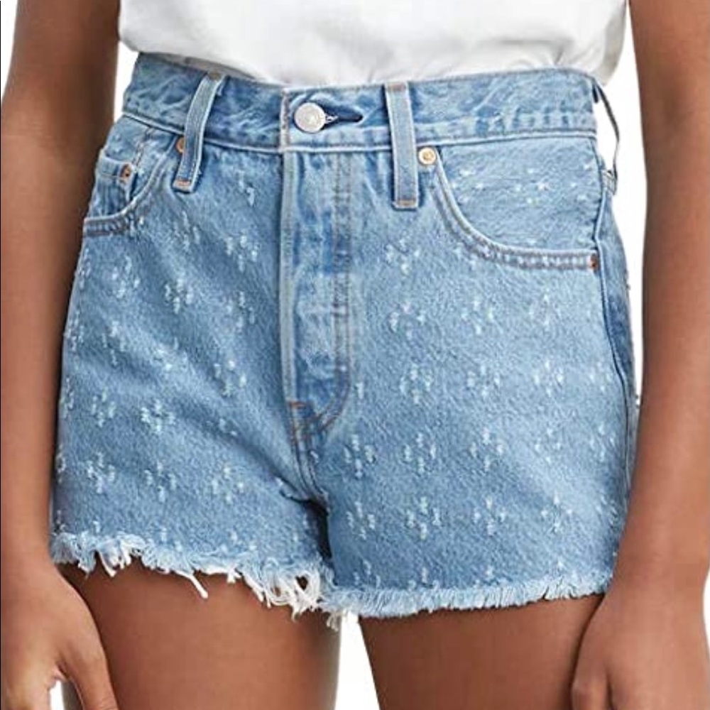 Levi High Rise Light Wash Shorts - W30